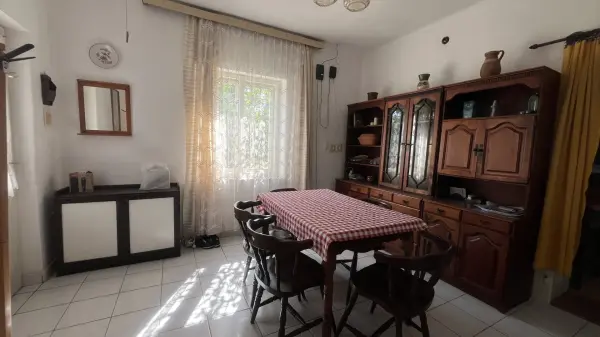 Eladó családi ház, Bihartorda 2 szoba 80 m² 9.99 M Ft